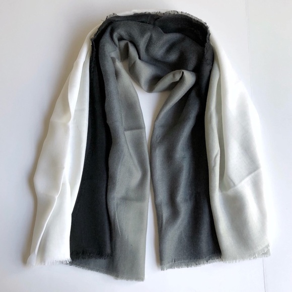 Cushnie Horizon Ombre Scarf - Picture 4 of 11